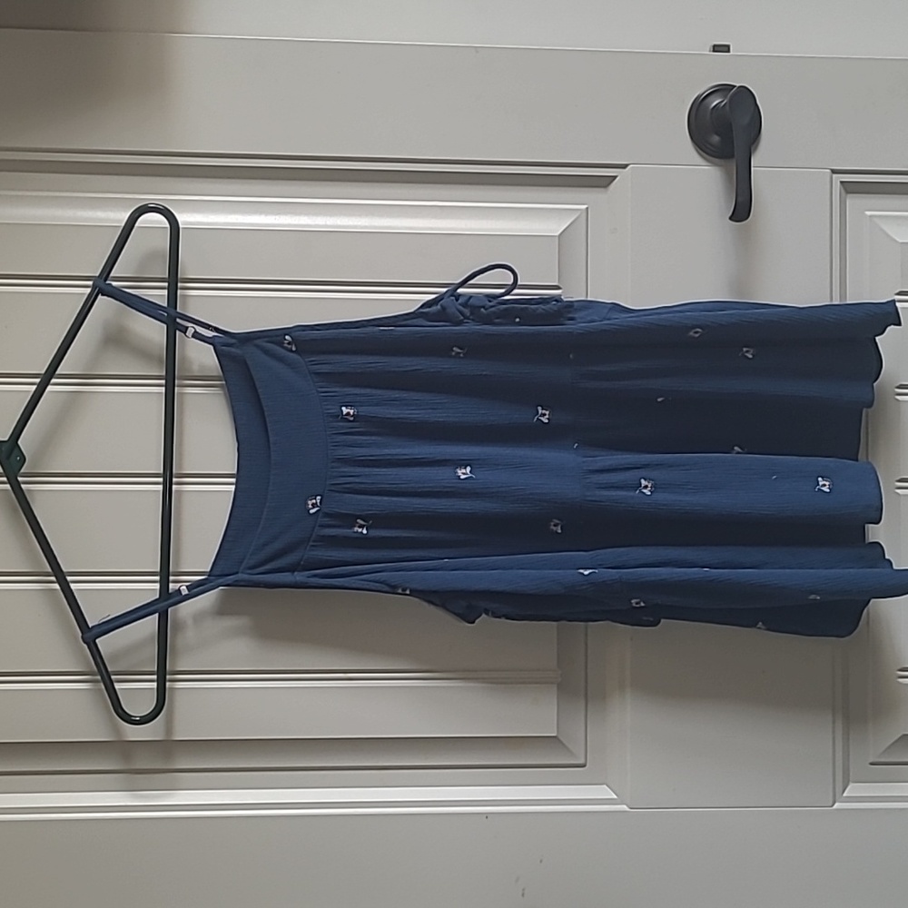 Universal Thread Spaghetti Strap Tank